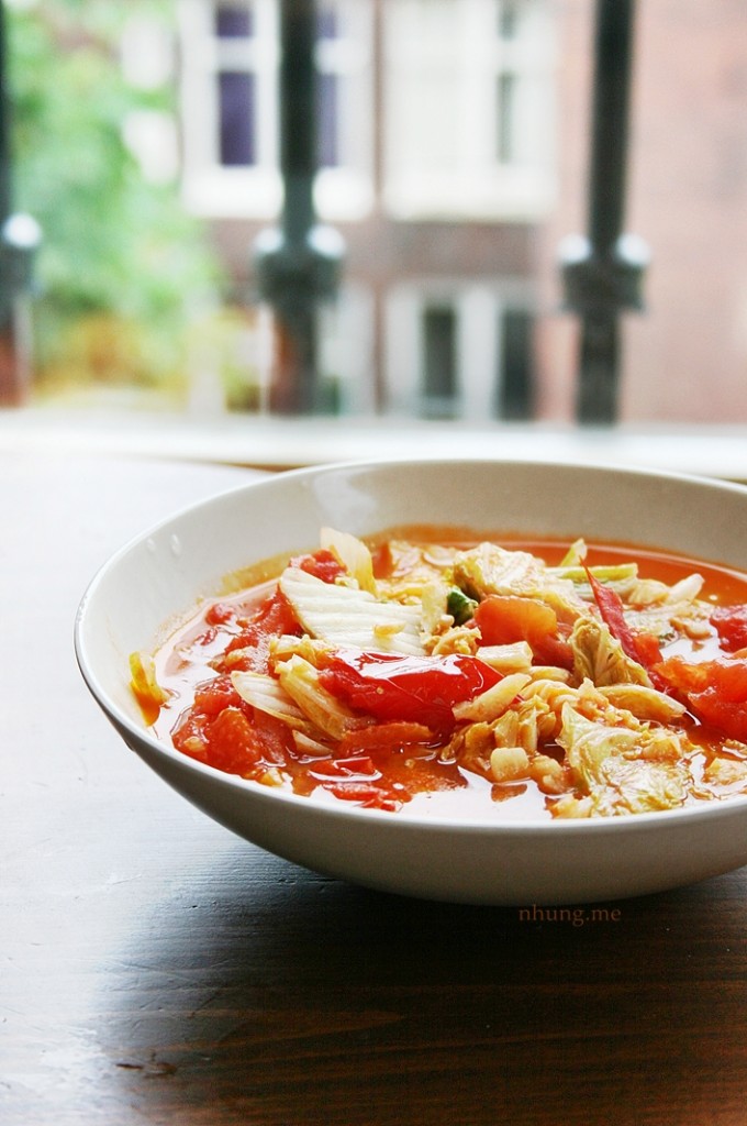 Chinese cabbage tomato stir fry